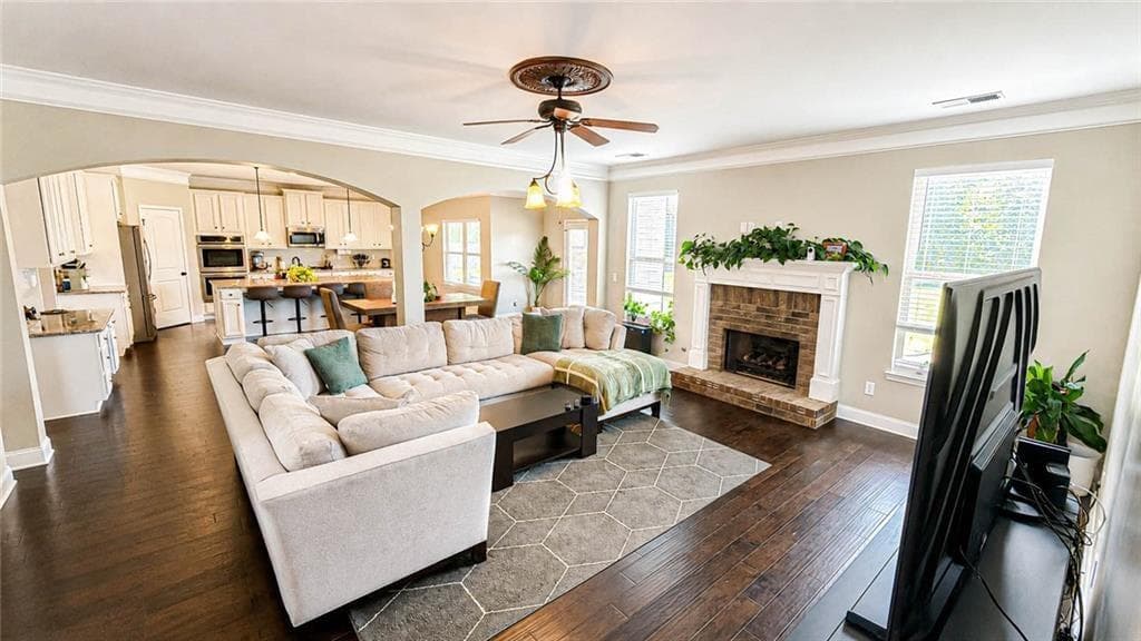 5 bedroom, 4 bathroom, 3,649 sq ft single family residence for sale at 205 Vandalay Way, Locust Grove, GA 30248 — photo 3