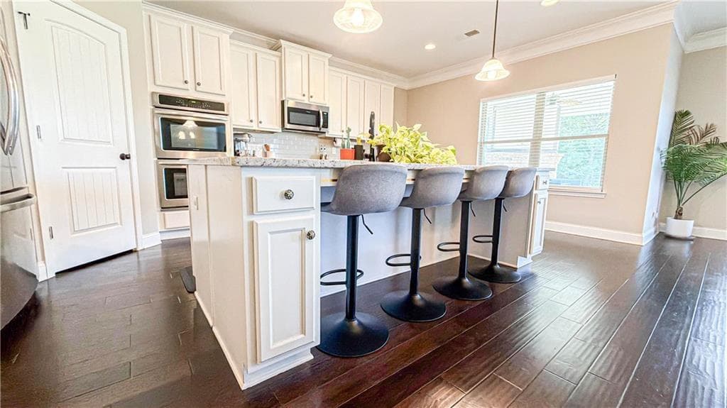 5 bedroom, 4 bathroom, 3,649 sq ft single family residence for sale at 205 Vandalay Way, Locust Grove, GA 30248 — photo 5