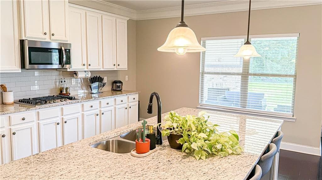 5 bedroom, 4 bathroom, 3,649 sq ft single family residence for sale at 205 Vandalay Way, Locust Grove, GA 30248 — photo 8