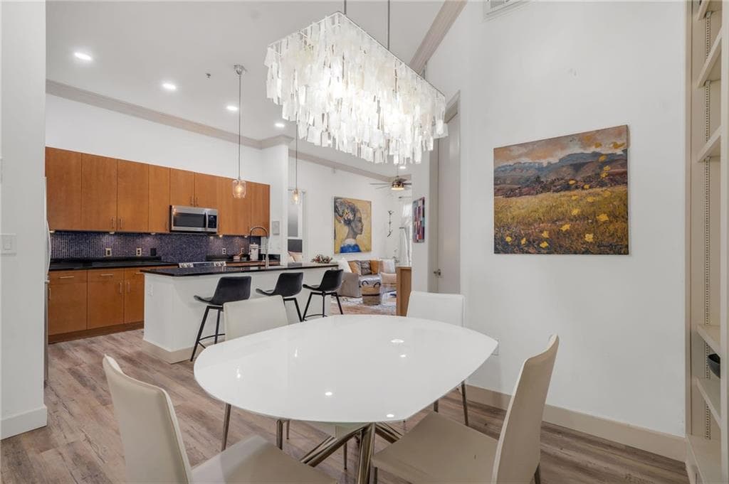 2 bedroom, 2 bathroom, 1,061 sq ft condominium for sale at 711 Cosmopolitan Drive 150, Atlanta, GA 30324 — photo 7