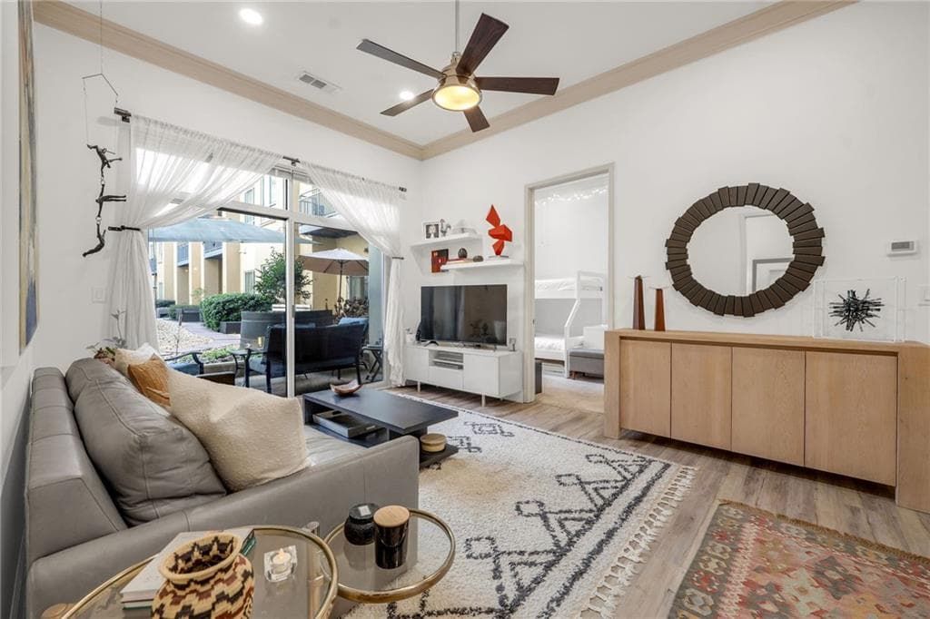 2 bedroom, 2 bathroom, 1,061 sq ft condominium for sale at 711 Cosmopolitan Drive 150, Atlanta, GA 30324 — photo 10