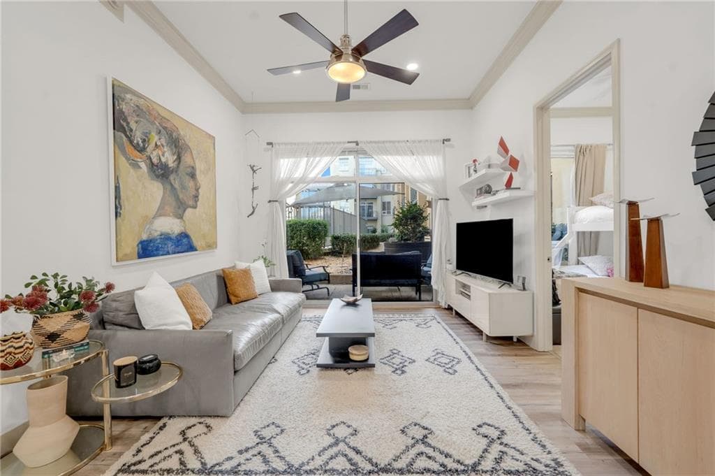 2 bedroom, 2 bathroom, 1,061 sq ft condominium for sale at 711 Cosmopolitan Drive 150, Atlanta, GA 30324 — photo 9