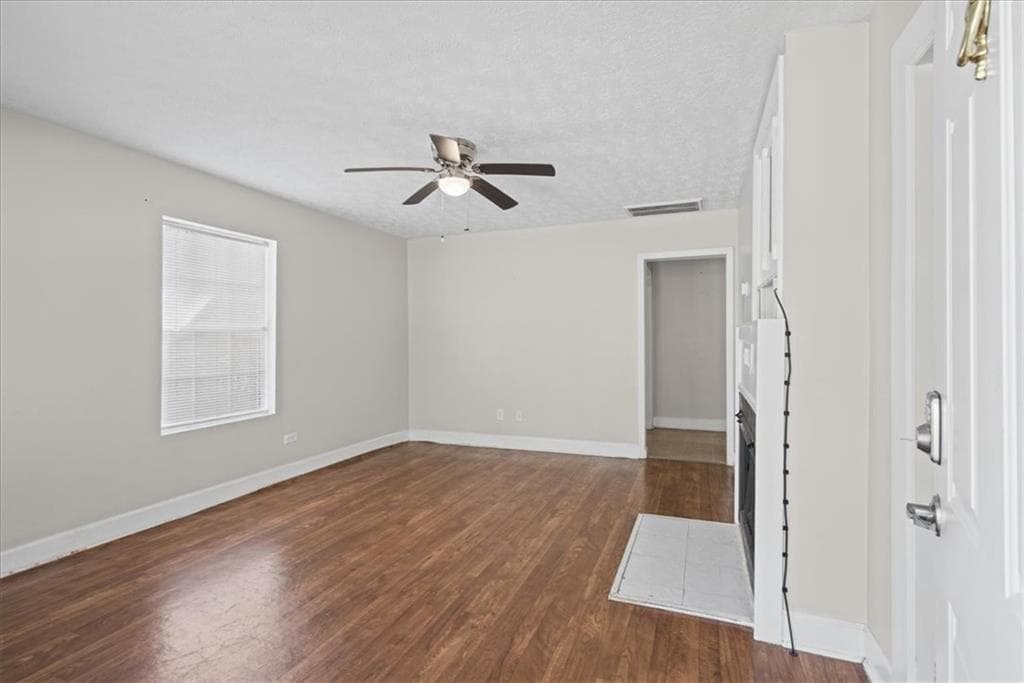 2 bedroom, 1 bathroom, 1,008 sq ft single family residence for sale at 15 Roper Road, Aragon, GA 30104 — photo 4