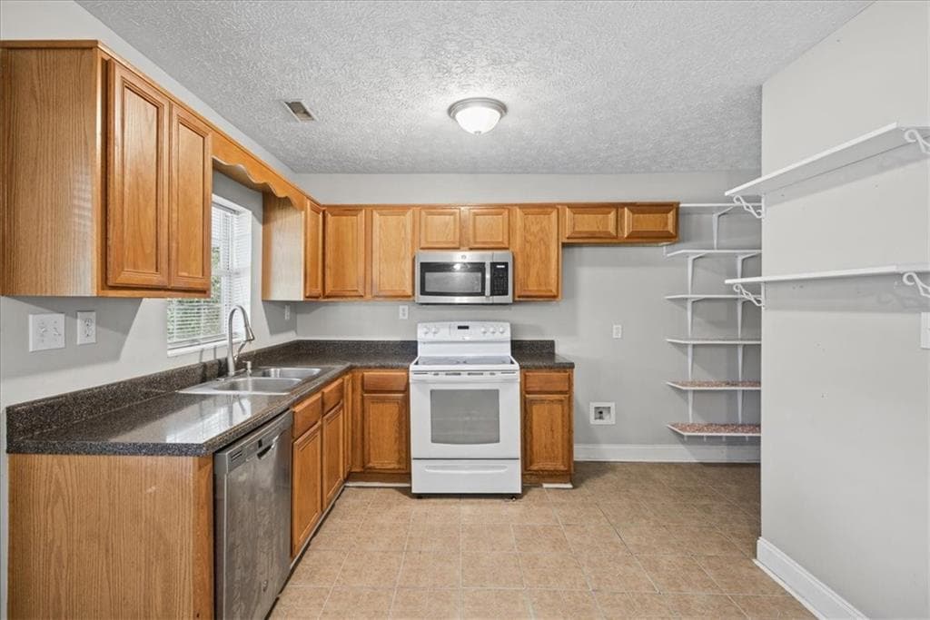 2 bedroom, 1 bathroom, 1,008 sq ft single family residence for sale at 15 Roper Road, Aragon, GA 30104 — photo 10