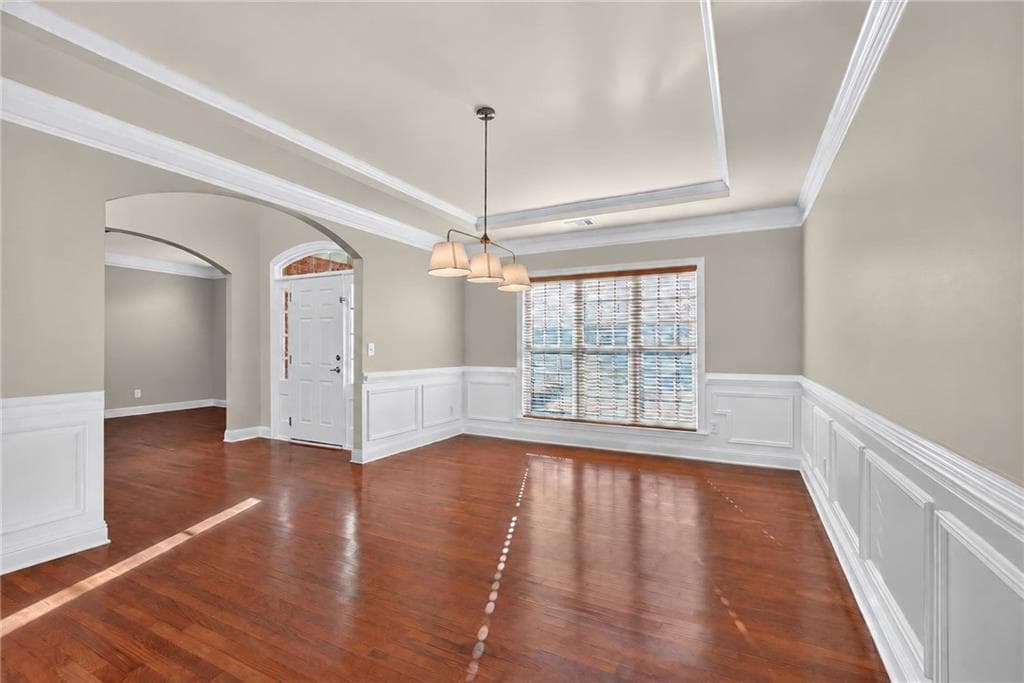 5 bedroom, 4 bathroom, 3,648 sq ft single family residence for sale at 2035 Manor View, Cumming, GA 30041 — photo 7