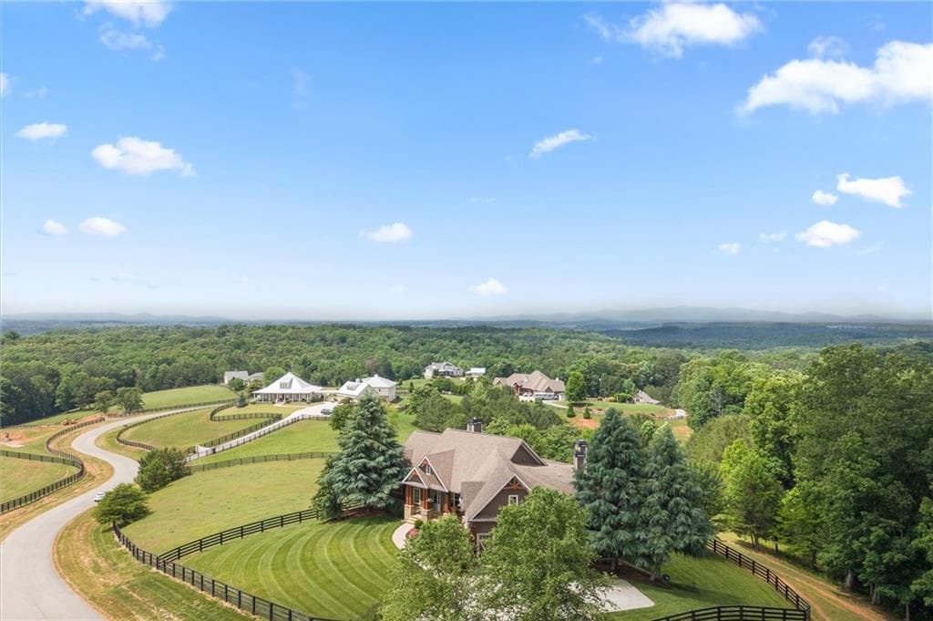 6 bedroom, 6 bathroom, 5,765 sq ft single family residence for sale at 120 Grandview Drive, Ball Ground, GA 30107 — photo 6