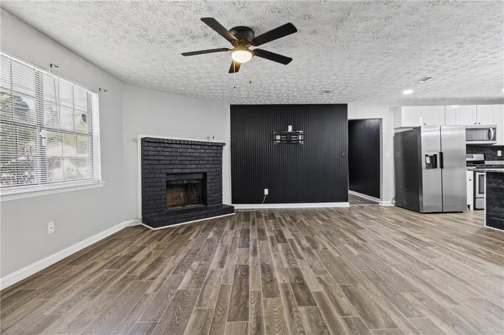 4 bedroom, 2 bathroom, 1,176 sq ft single family residence for sale at 1096 Greendale Lane, Jonesboro, GA 30238 — photo 8
