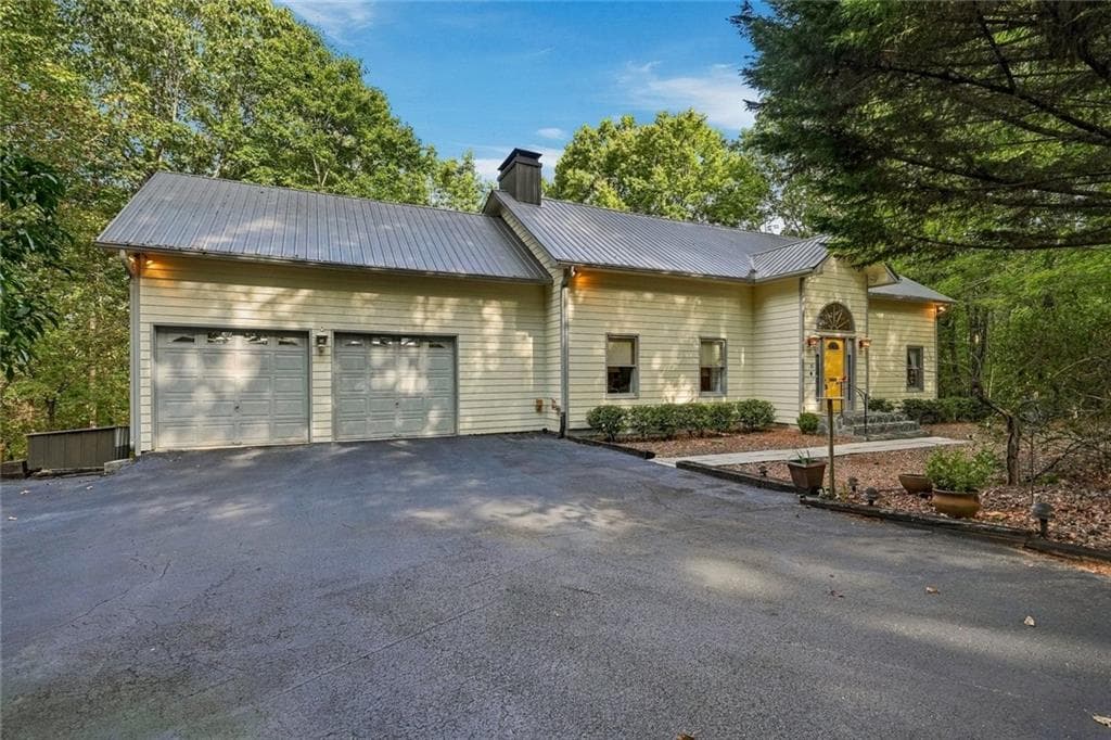 4 bedroom, 4 bathroom, 3,567 sq ft single family residence for sale at 718 Ben Higgins Road, Dahlonega, GA 30533