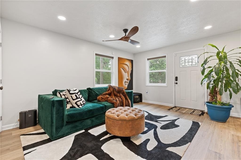 4 bedroom, 2 bathroom, 1,323 sq ft single family residence for sale at 1723 S Alvarado Terrace, Atlanta, GA 30311 — photo 5