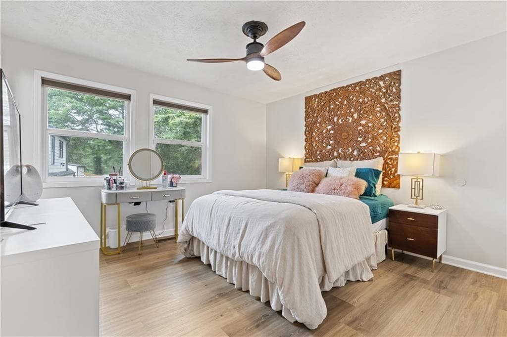 4 bedroom, 2 bathroom, 1,323 sq ft single family residence for sale at 1723 S Alvarado Terrace, Atlanta, GA 30311 — photo 9