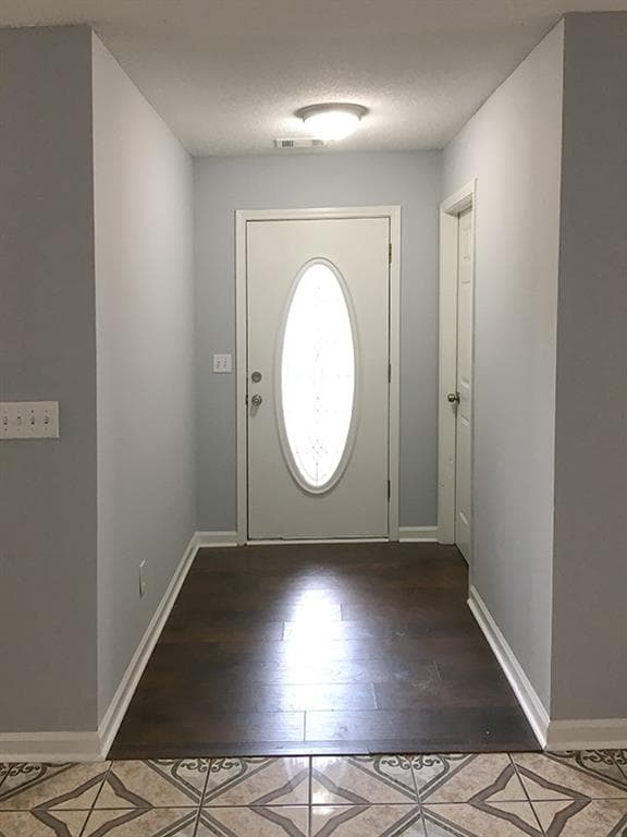 3 bedroom, 2 bathroom, 2,018 sq ft single family residence for rent at 2515 Freemans Walk Drive, Dacula, GA 30019 for $2,150 a month — photo 3