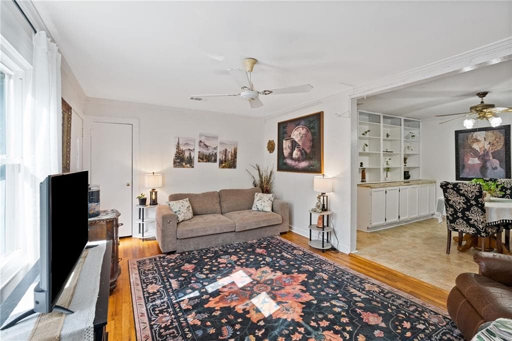 2 bedroom, 2 bathroom, 1,896 sq ft single family residence for sale at 362 Lane Drive, Mableton, GA 30126 — photo 5