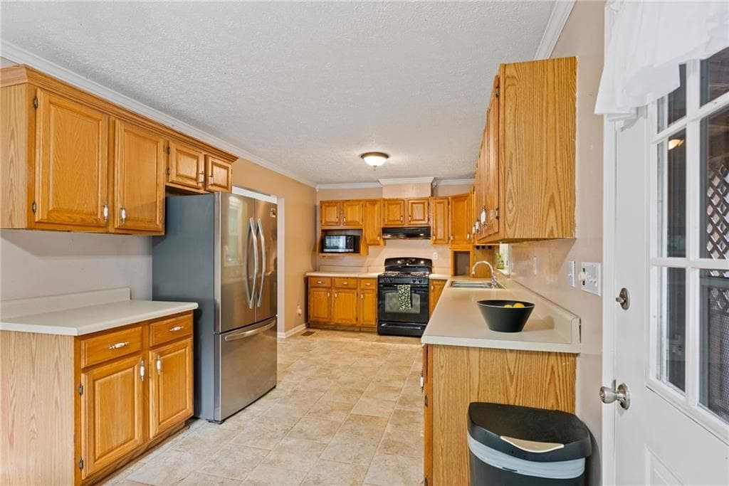 2 bedroom, 2 bathroom, 1,896 sq ft single family residence for sale at 362 Lane Drive, Mableton, GA 30126 — photo 10