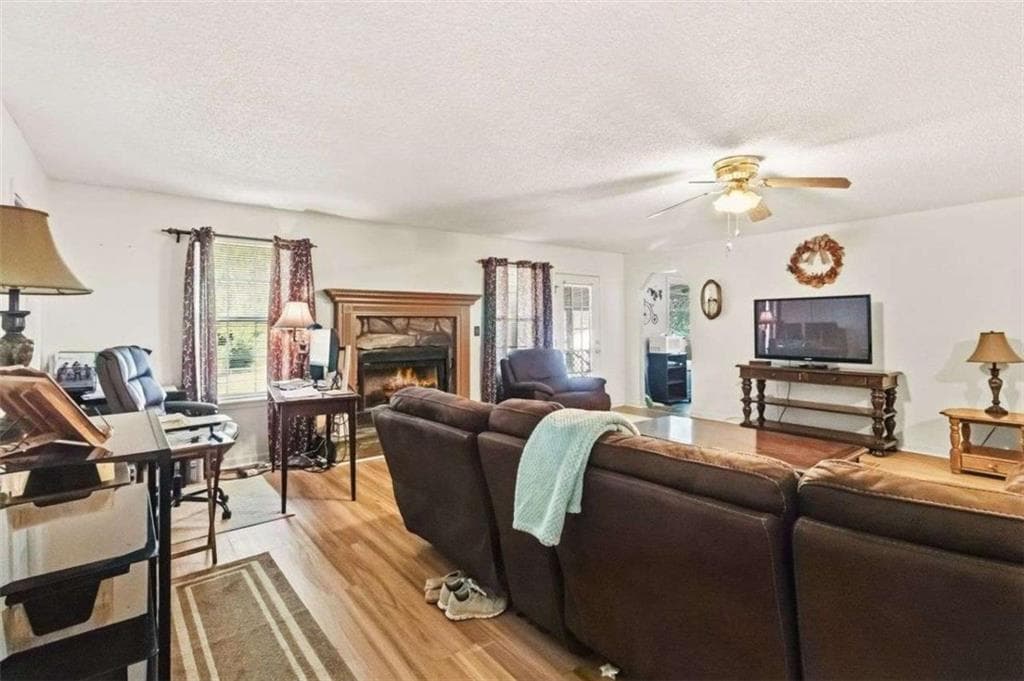 3 bedroom, 2 bathroom, 2,622 sq ft single family residence for sale at 25 Jim Alexander Road, Mcdonough, GA 30253 — photo 4