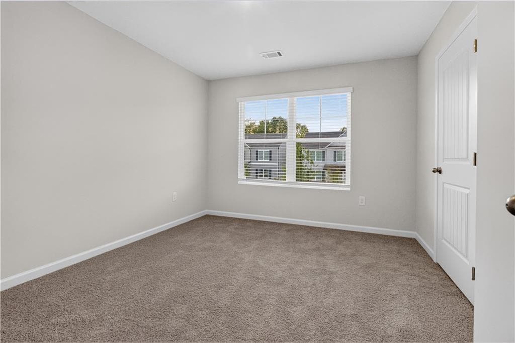 5 bedroom, 3 bathroom, 2,758 sq ft single family residence for rent at 129 King Village, Braselton, GA 30517 for $2,150 a month — photo 9