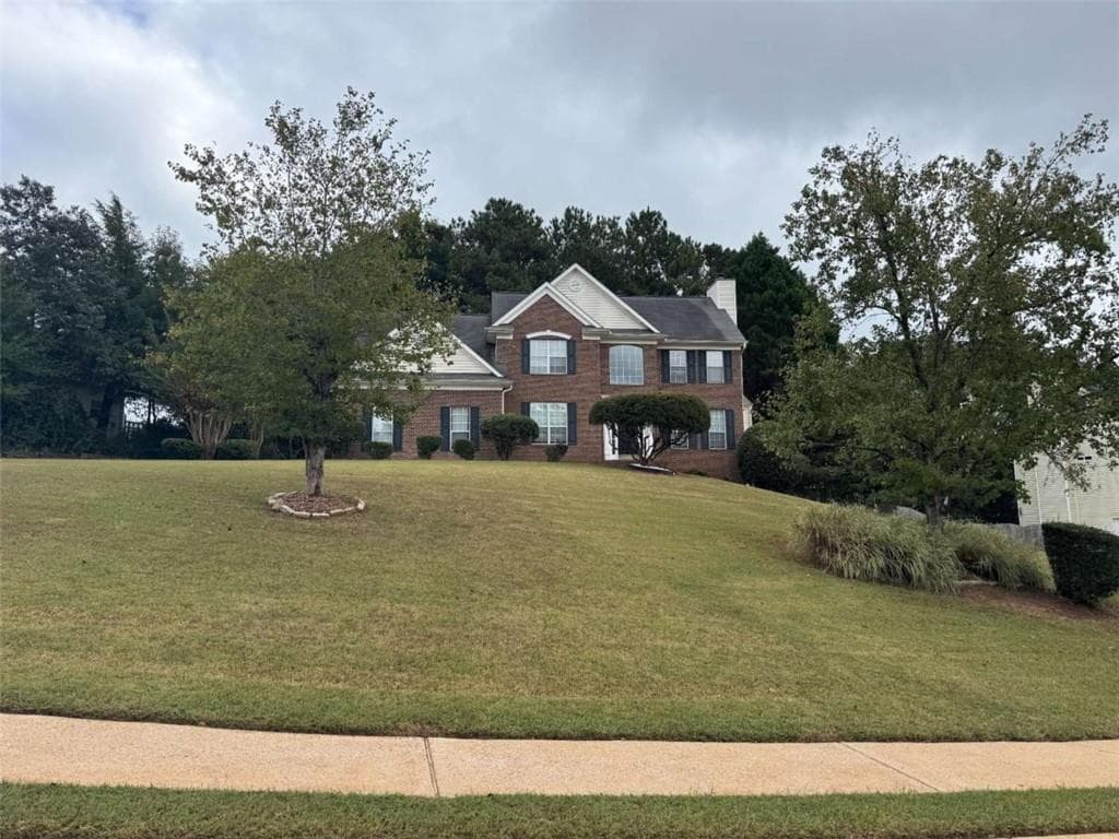 5 bedroom, 4 bathroom, 3,059 sq ft single family residence for rent at 135 Saddle Ridge Way, Fayetteville, GA 30215 for $2,975 a month — photo 2