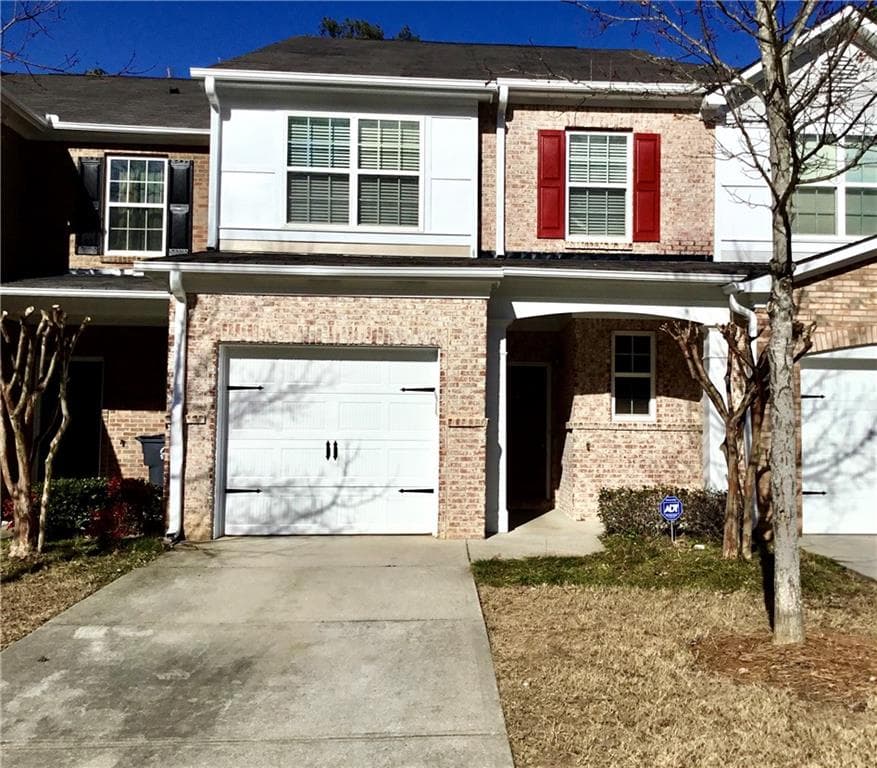 3 bedroom, 3 bathroom, 1,676 sq ft townhouse for rent at 3366 Fernview Drive, Lawrenceville, GA 30044 for $2,150 a month