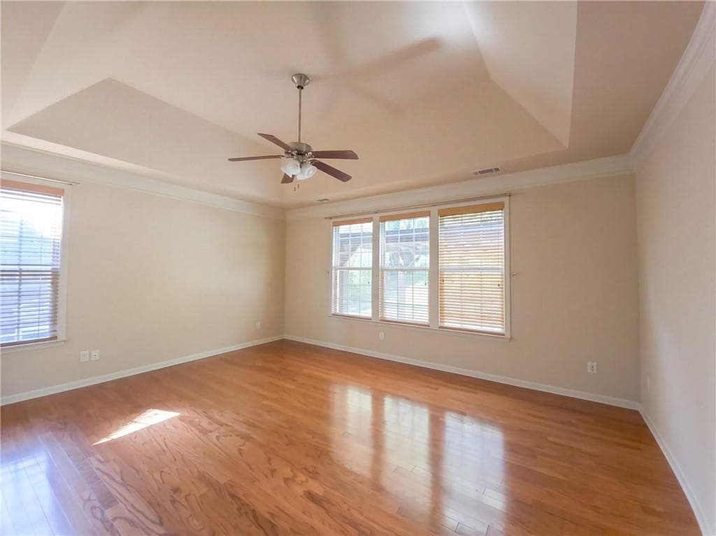 3 bedroom, 3 bathroom, 2,368 sq ft single family residence for sale at 3955 Village Estates Court, Cumming, GA 30040 — photo 4