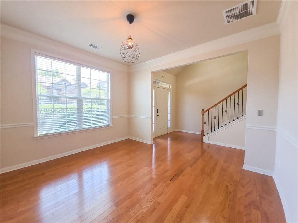 3 bedroom, 3 bathroom, 2,368 sq ft single family residence for sale at 3955 Village Estates Court, Cumming, GA 30040 — photo 8