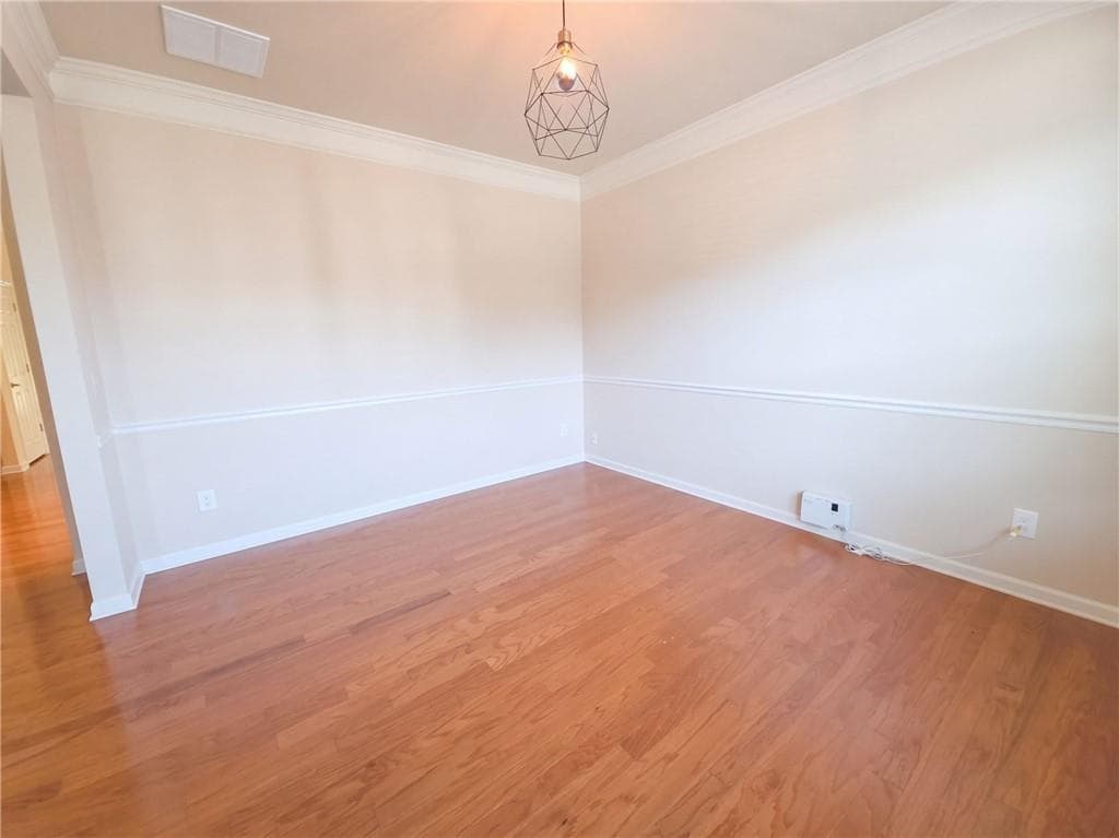 3 bedroom, 3 bathroom, 2,368 sq ft single family residence for sale at 3955 Village Estates Court, Cumming, GA 30040 — photo 9