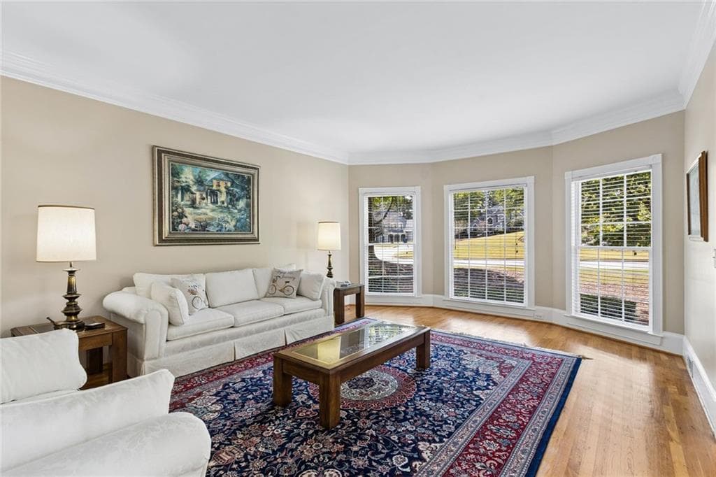 6 bedroom, 5 bathroom, 5,915 sq ft single family residence for sale at 3805 Newport Bay Drive, Alpharetta, GA 30005 — photo 6