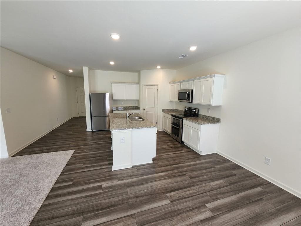 4 bedroom, 3 bathroom, 2,432 sq ft single family residence for rent at 151 Andria Way, Cartersville, GA 30120 for $2,200 a month — photo 5
