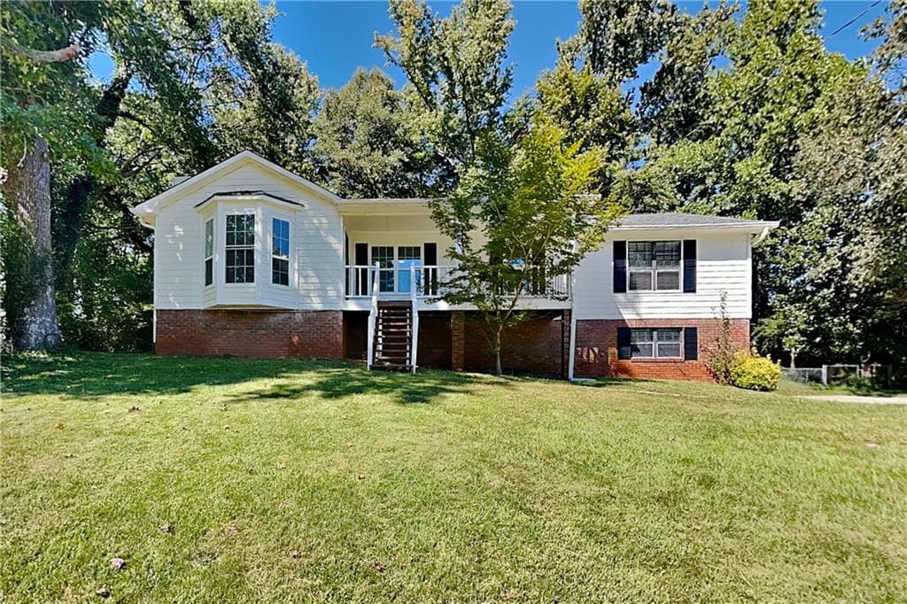 3 bedroom, 2 bathroom, 1,516 sq ft single family residence for rent at 2968 Rolling Green Ridge, Douglasville, GA 30135 for $1,890 a month