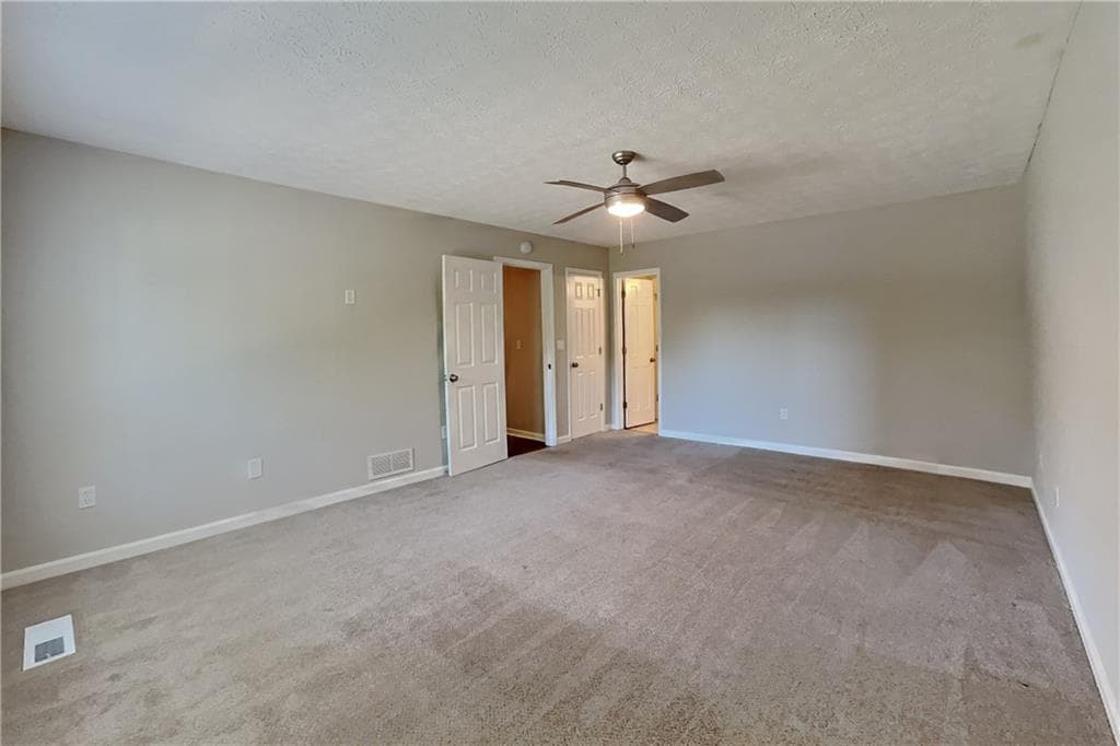 3 bedroom, 2 bathroom, 1,516 sq ft single family residence for rent at 2968 Rolling Green Ridge, Douglasville, GA 30135 for $1,890 a month — photo 7