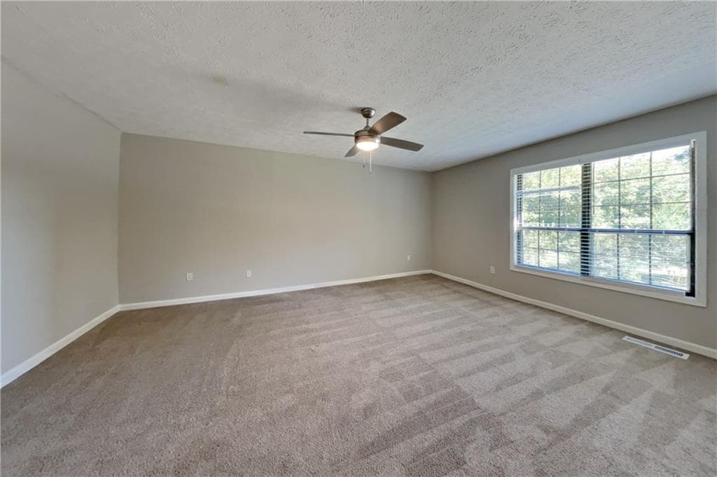3 bedroom, 2 bathroom, 1,516 sq ft single family residence for rent at 2968 Rolling Green Ridge, Douglasville, GA 30135 for $1,890 a month — photo 8