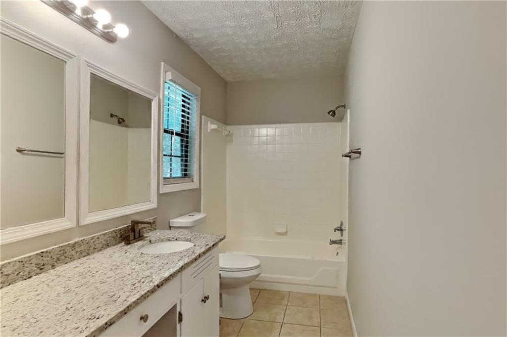 3 bedroom, 2 bathroom, 1,516 sq ft single family residence for rent at 2968 Rolling Green Ridge, Douglasville, GA 30135 for $1,890 a month — photo 9
