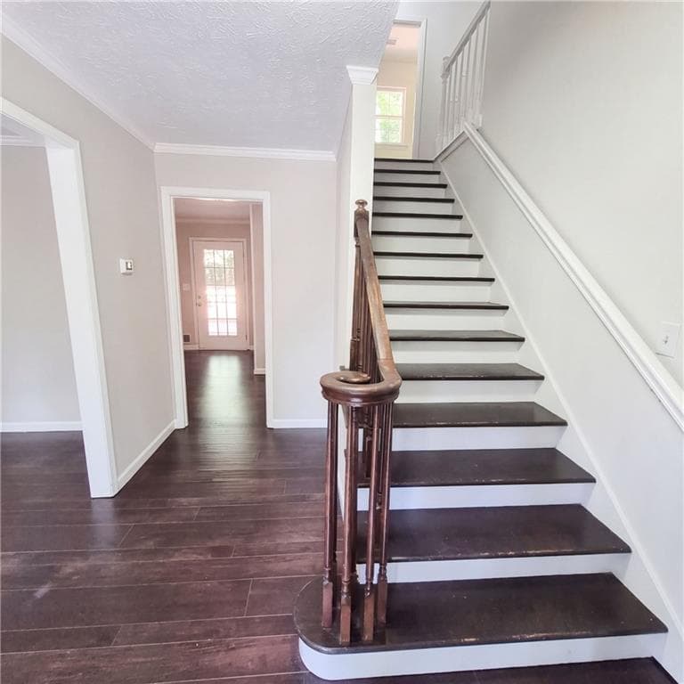 4 bedroom, 3 bathroom, 3,215 sq ft single family residence for sale at 2201 Brookfield Circle, Lawrenceville, GA 30043 — photo 9