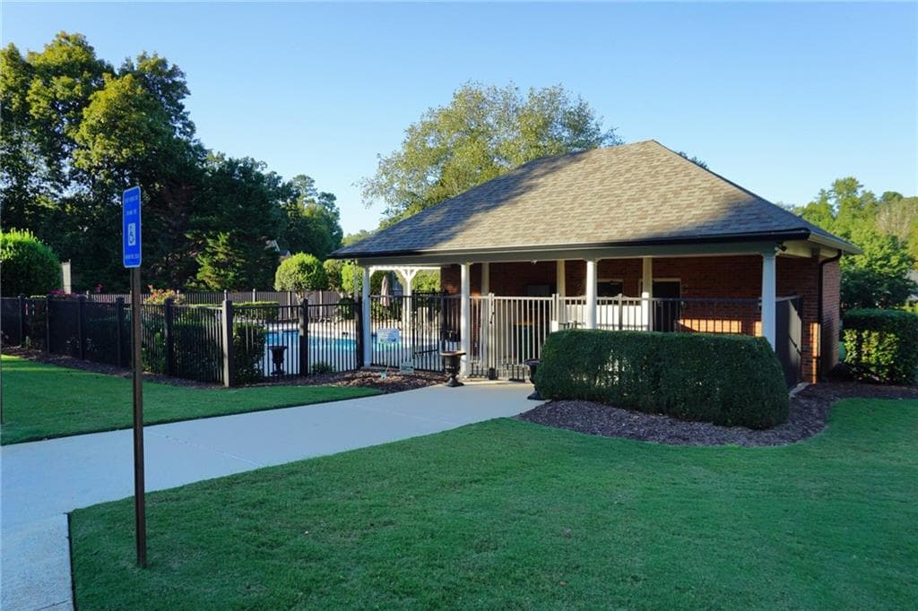 single family residence for sale at 280 Vidaulan Court, Johns Creek, GA 30022 — photo 4