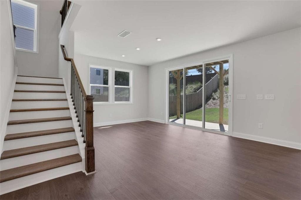 4 bedroom, 4 bathroom, 3,133 sq ft single family residence for sale at 4132 Adler Circle, Buford, GA 30519 — photo 9