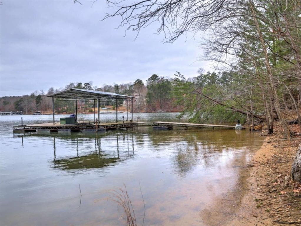 3 bedroom, 2 bathroom, 1,389 sq ft single family residence for rent at 5465 Honeysuckle Trail, Gainesville, GA 30506 for $2,200 a month — photo 3