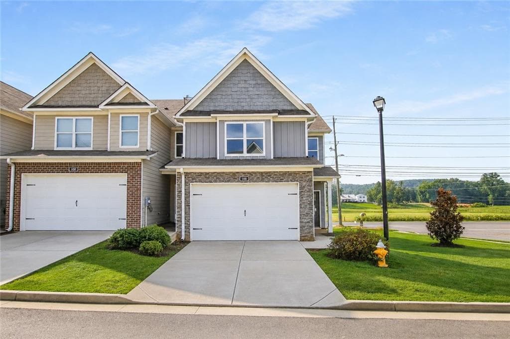 3 bedroom, 3 bathroom, 1,679 sq ft townhouse for rent at 100 Squarewood Lane, Cartersville, GA 30121 for $1,550 a month — photo 2