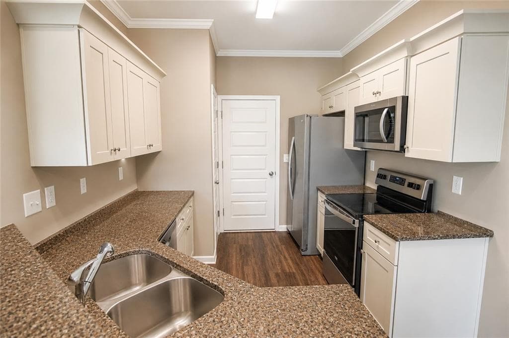 3 bedroom, 3 bathroom, 1,679 sq ft townhouse for rent at 100 Squarewood Lane, Cartersville, GA 30121 for $1,550 a month — photo 3