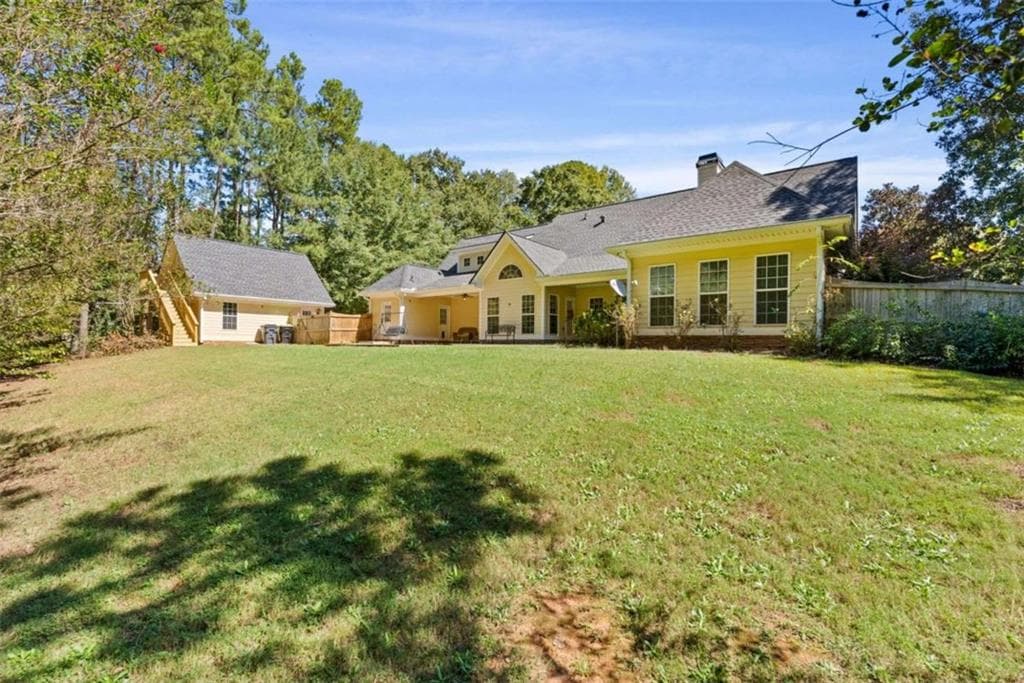 3 bedroom, 4 bathroom, 3,018 sq ft single family residence for sale at 304 Pembroke Court, Mcdonough, GA 30252 — photo 5