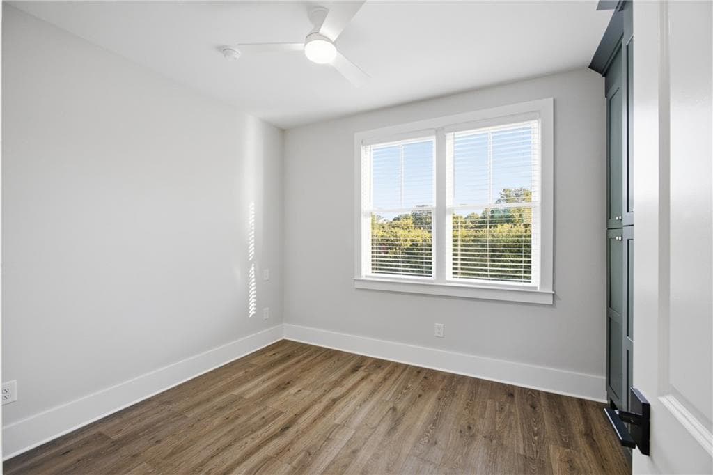 2 bedroom, 2 bathroom, 792 sq ft single family residence for sale at 184 W Jarrard St Unit 3, Cleveland, GA 30528 — photo 5