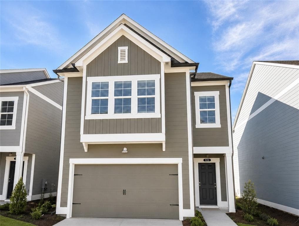 3 bedroom, 3 bathroom, 2,013 sq ft single family residence for rent at 123 Mill Pond Lane, Calhoun, GA 30701 for $1,700 a month — photo 2