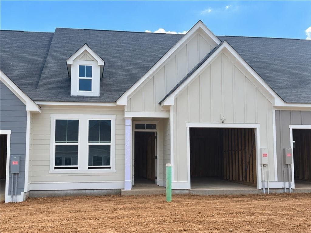 2 bedroom, 2 bathroom, 1,627 sq ft home for sale at 110 Harmony Circle, Cartersville, GA