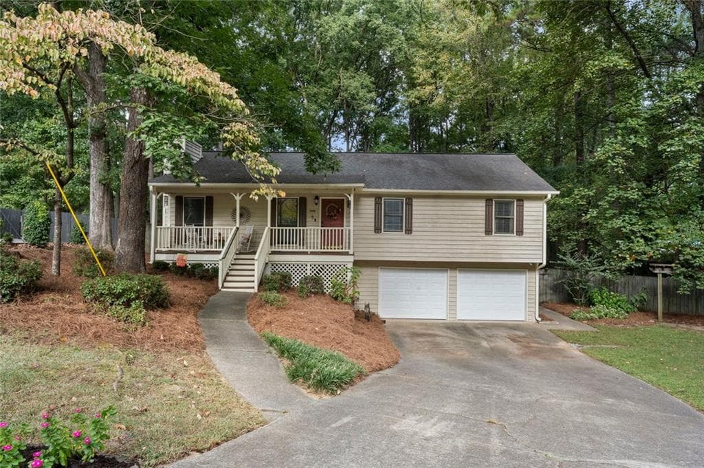 4 bedroom, 2 bathroom, 1,768 sq ft home for sale at 7080 Sumit Creek Drive, Kennesaw, GA