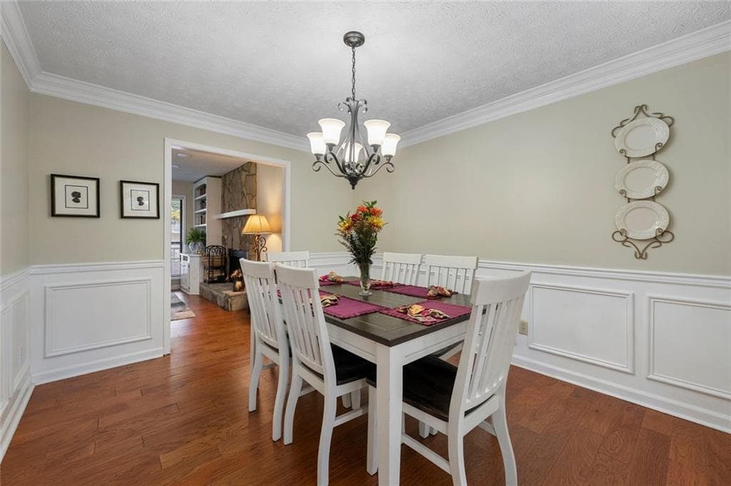 4 bedroom, 2 bathroom, 1,768 sq ft single family residence for sale at 7080 Sumit Creek Drive, Kennesaw, GA 30152 — photo 9