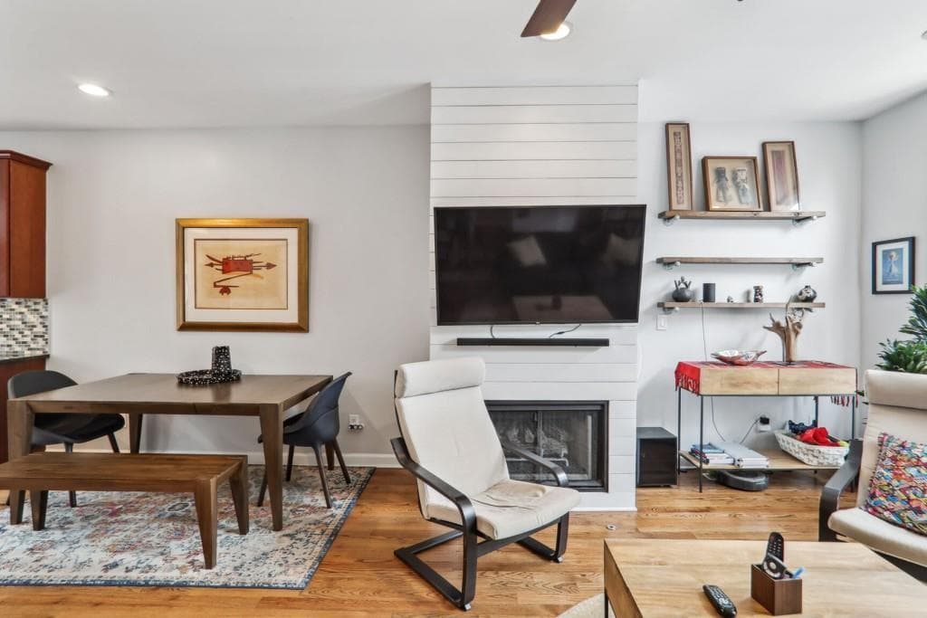 3 bedroom, 4 bathroom, 1,054 sq ft townhouse for sale at 829 Piedmont Avenue 829A, Atlanta, GA 30308 — photo 4