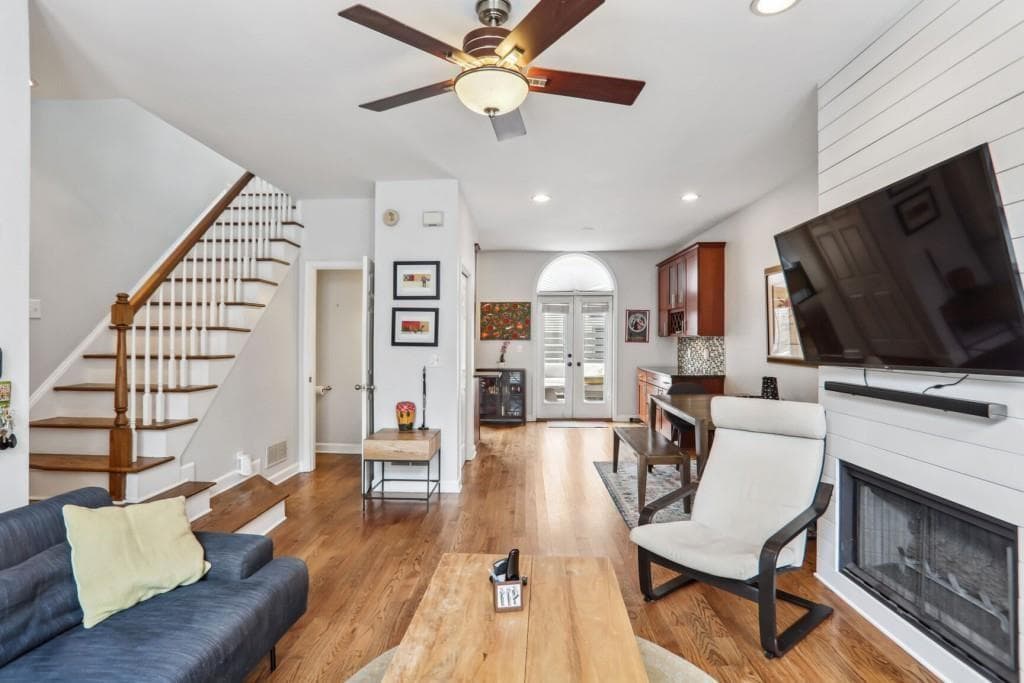 3 bedroom, 4 bathroom, 1,054 sq ft townhouse for sale at 829 Piedmont Avenue 829A, Atlanta, GA 30308 — photo 5