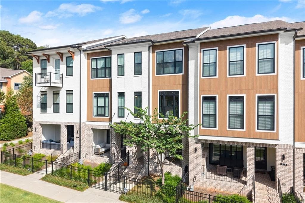 2 bedroom, 3 bathroom, 1,694 sq ft townhouse for sale at 215 Downing Drive, Alpharetta, GA 30022