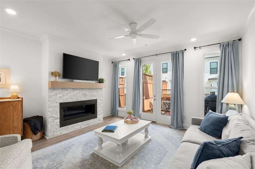 2 bedroom, 3 bathroom, 1,694 sq ft townhouse for sale at 215 Downing Drive, Alpharetta, GA 30022 — photo 6