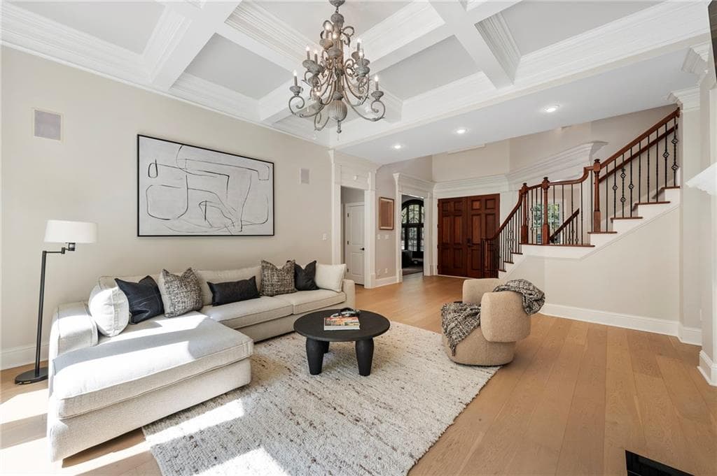 5 bedroom, 6 bathroom, 6,000 sq ft single family residence for sale at 6297 Windward Parkway, Alpharetta, GA 30005 — photo 5