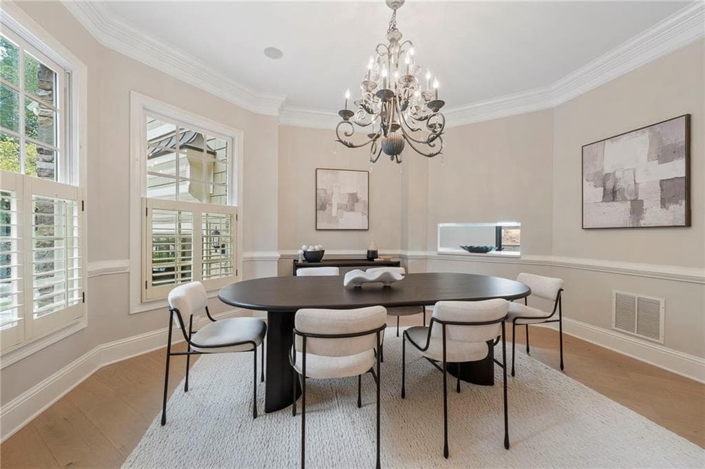 5 bedroom, 6 bathroom, 6,000 sq ft single family residence for sale at 6297 Windward Parkway, Alpharetta, GA 30005 — photo 9