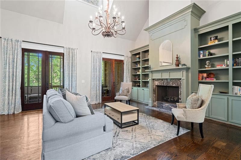 5 bedroom, 7 bathroom, 6,318 sq ft single family residence for sale at 4842 Kitty Hawk Drive, Atlanta, GA 30342 — photo 8