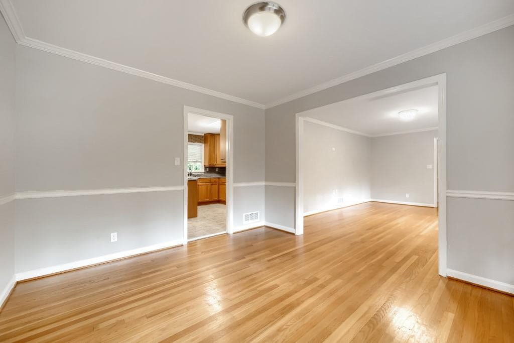 3 bedroom, 2 bathroom, 2,650 sq ft single family residence for sale at 3107 Kingscliff Way NE, Atlanta, GA 30345 — photo 10